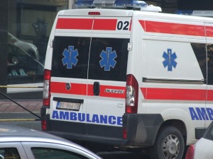 Ланчани судар на Чукарици - возач мотоцикла погинуо, повређено осам особа