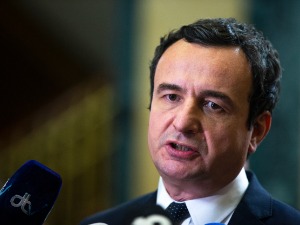 Курти би да разговара са СПЦ на КиМ о имању Високих Дечана