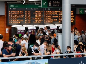 Прекинута линија брзих возова између Мадрида и Каталоније због крађе каблова