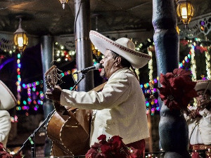  Компас - Мексико - маријачи 