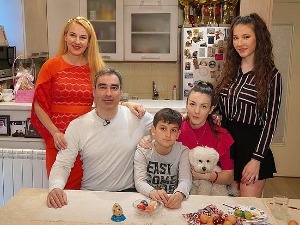  Тв лица..као сав нормалан свет-Александар и Јелена Гајшек