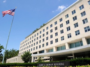 Стејт департмент: Пажљиво пратимо ситуацију, охрабрујемо Београд и Приштину да наставе дијалог