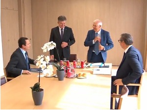 У сусрет 1. септембру, шатл дипломатија Лајчака и Ескобара између Београда и Приштине