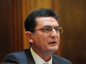 Верољуб Арсић председник Одбора за финансије