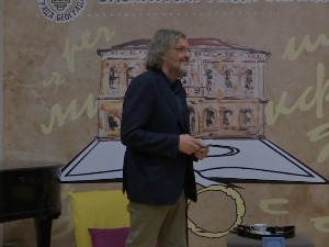 Почело је у сарајевском трамвају, Кустурица у хуманизму, ренесанси, туризму и - Библиотеци града Београда