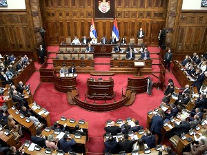 Седница парламента о КиМ, Вучић представио извештај: Ни посредно ни непосредно нећу признати независност