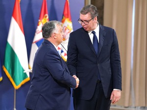 Вучић данас са Орбаном, уручује му Орден