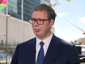 Вучић за РТС: У наредних седам до десет дана донећемо важне одлуке, имамо још једну ноту о повлачењу признања Косова