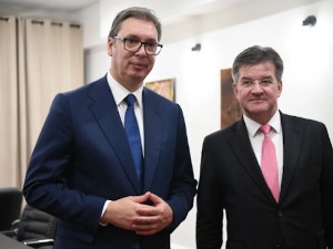 Вучић се састао с Лајчаком на маргинама ГС УН-а