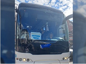 Аутобус са Србима пресретнут у Пећи