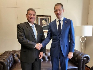 Ђурић са Ескобаром: Настављамо договоре ка унапређењу сарадње