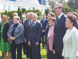 Државни врх Србије на пријему поводом Националног дана Кине