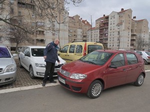 САТ-Ко може да реши бахато паркирање?