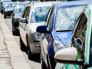 За месец дана извршено свега  девет  пререгистрација возила на КиМ