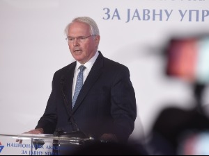 Хил: Подржавамо интересовање високих представника ЕУ за КиМ