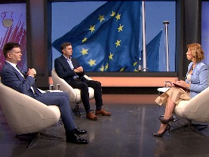 Зеленовић: Србија у погрешном возу; Јованов: Половичне политике не доносе добро земљи 