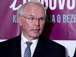 Хил о извештају ЕК: Србија постигла напредак, али не и у областима које се тичу Русије