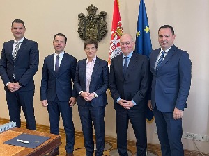 Брнабићева са делегацијом компаније "Астра зенека"