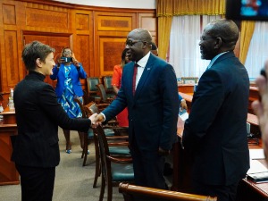 Брнабићева са шефом дипломатије Конга о продубљивању односа између две земље и унапређењу сарадње 