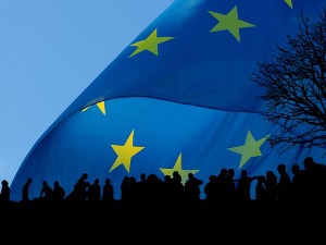 ЕУ: Очекујемо да Србија пре краја године започне усклађивање са визном политиком ЕУ