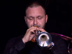 Звучни зид - Дејан Петровић 