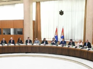 Вучић се састао са представницима Срба из региона