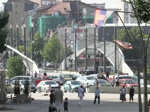 Пет дана до истека рока који је Приштина одредила за промену таблица, Србима позив стиже и СМС-ом