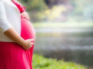 Породиљско одсуство – право, а не привилегија