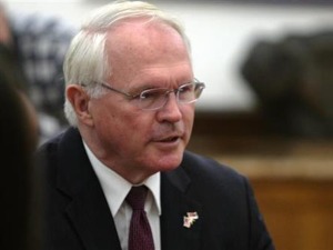 Хил: Бизарна питања потиснула битна