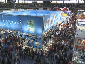 Отворена књига предата, Сајам књига затворен, а сад је време за читање