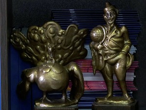 Статуете „Ћурана" већ спремне - како се спремају јагодински Дани комедије