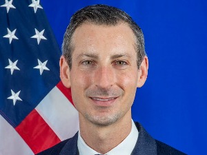 Прајс: Тражимо од Приштине потпуно одлагање рока, а не делимично или у фазама