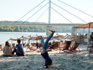 Још три дана за уживање у топлом времену а онда стиже преокрет, какве су шансе за снег у новембру