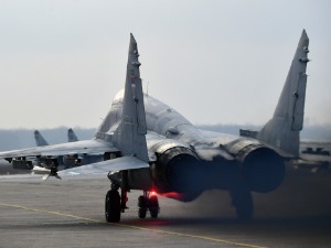 Непознати дронови осматрали положаје Војске Србије, Вучић издао наређење да се подигну "мигови 29”