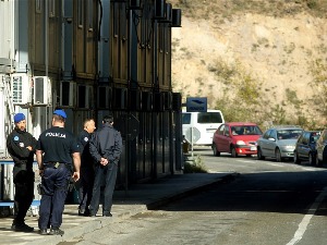 Српски полицајци неће да учествују у акцији на северу КиМ, Курти послао патроле из Приштине