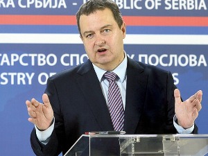 Дачић: Не можемо да пустимо руку Русије док Запад не пружи другу руку