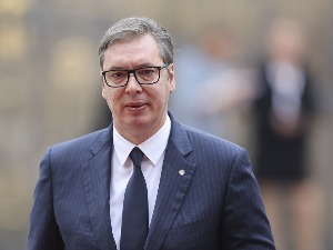 Председник Вучић отказао посете иностранству, сутра на ванредној седници Владе о разговорима са косовским Србима