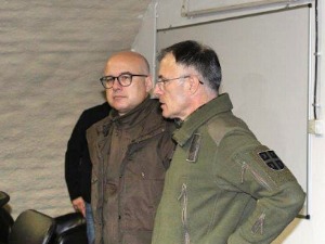 Вучевић: Кфор да не дозволи Приштини слање албанске полиције на север КиМ