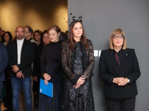 Поводом дана Музеја примењене уметности - отворена изложба „На стакленом путу“