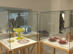 Изложба „На стакленом путу“ у Музеју примењене уметности