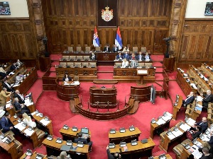 Расправа о ребалансу буџета; полемика о изражавању у Скупштини и о суђењу групи Беливук-Миљковић