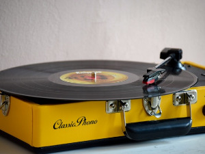 Игла на винилу - Дарко Краљић