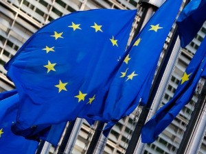 ЕУ позвала Вучића и Куртија на састанак у Бриселу