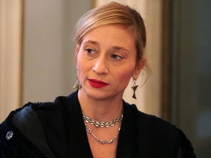 Глумица Вања Ејдус добитник Награде „Раша Плаовић“