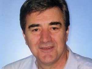 Факти и фикција