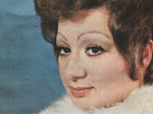 Портрет - Нада Кнежевић