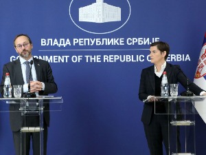 Жиофре: У тешким тренуцима да будемо једни са другима; Брнабић: Препоруке ЕП контрадикторне