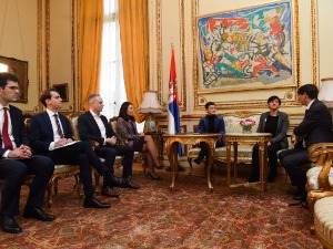 Брнабићева у Паризу са представницима компаније која ће градити метро у Београду