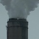 Грејемо се на све што може да гори – и на гуме, ламинат и лак