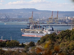 ЕУ формално потврдила одлуку о ограничењу цене руске нафте